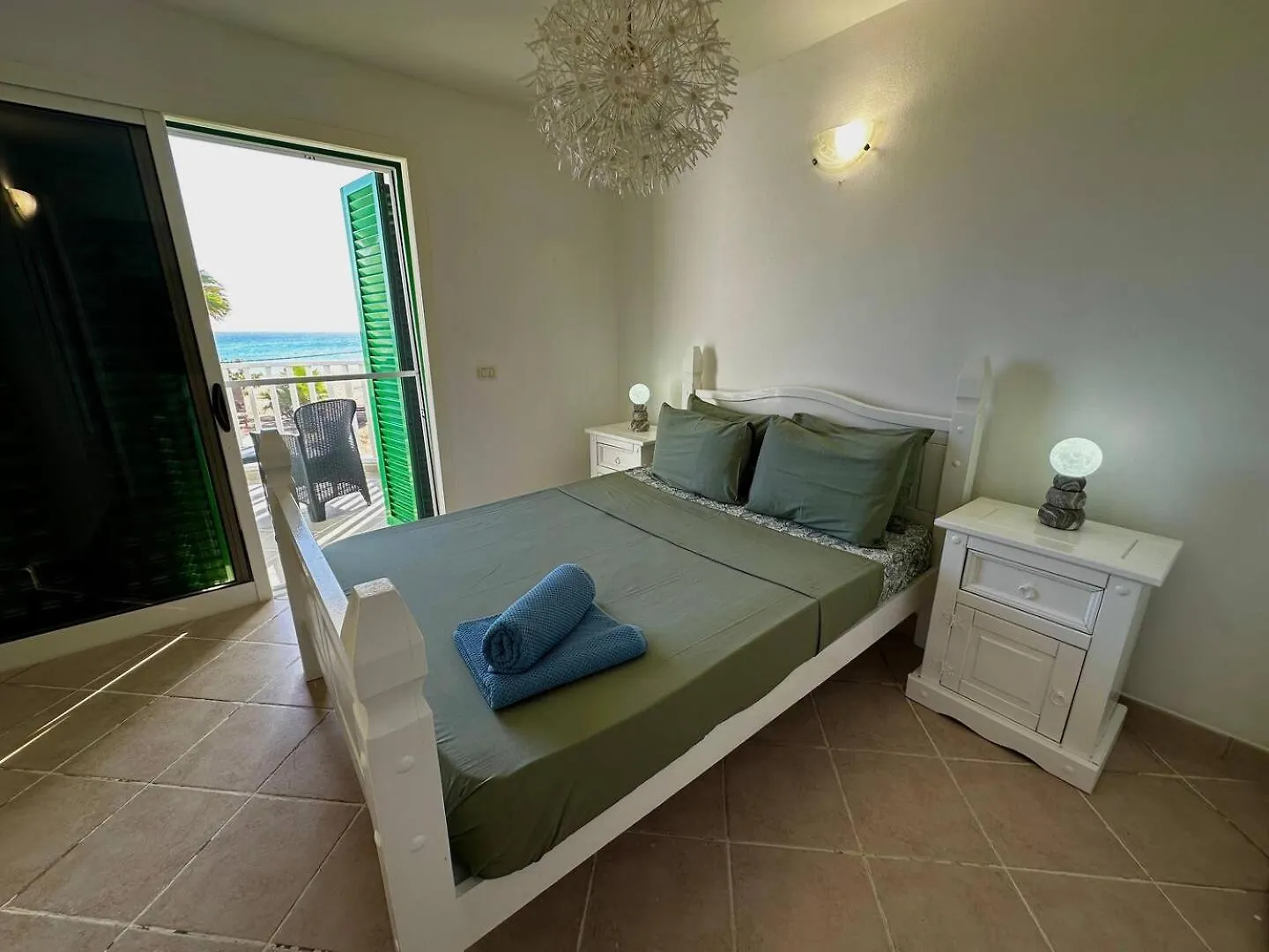 Leme Bedje Sea View - By Bobbywashere Santa Maria Apartment